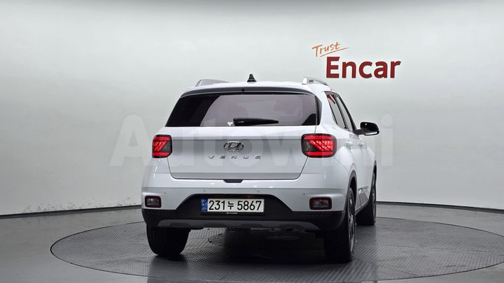 Hyundai Venue 2022 — 3