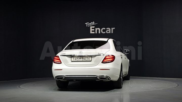 Mercedes-Benz E Class 2019 — 4