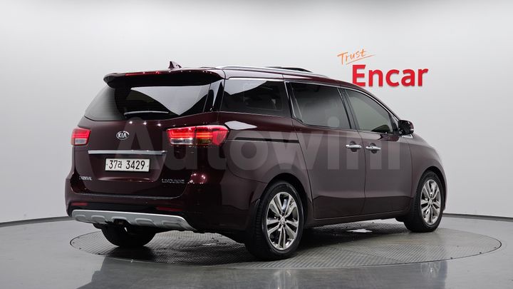 Kia Carnival 2017 — 2