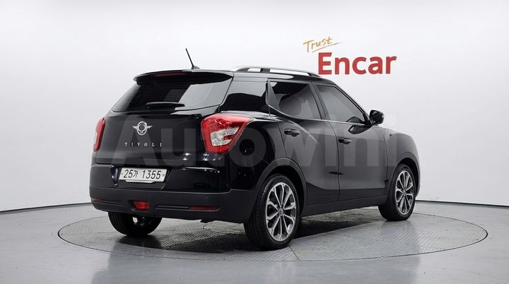 KGM (Ssangyong) Tivoli 2017 — 2