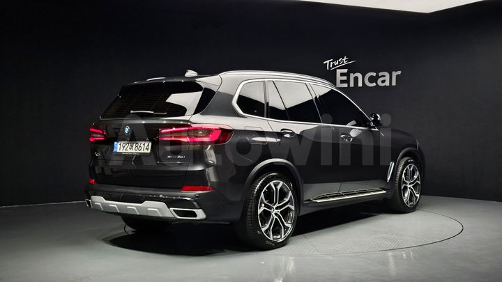 BMW X5 2022 — 2