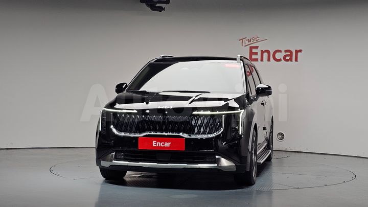 Kia Carnival 2025 — 2