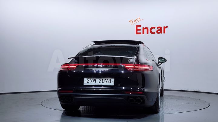 Porsche Panamera 2018 — 3