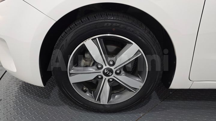Kia K3 2018 — 5
