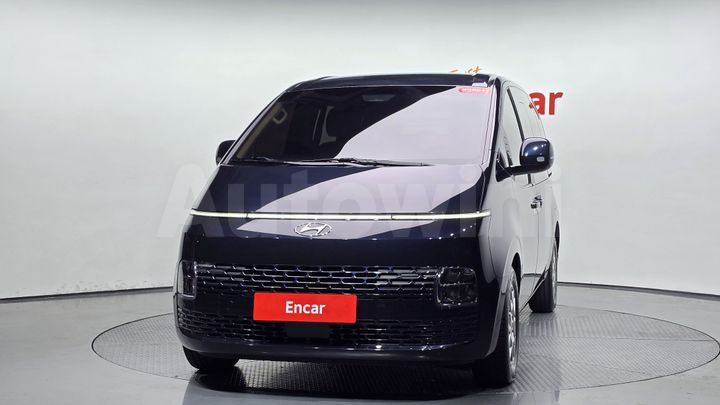 Hyundai Staria 2024 — 2