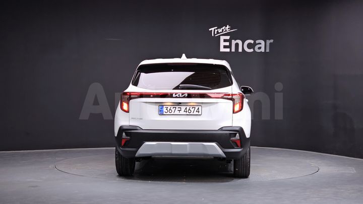 Kia Seltos 2025 — 4