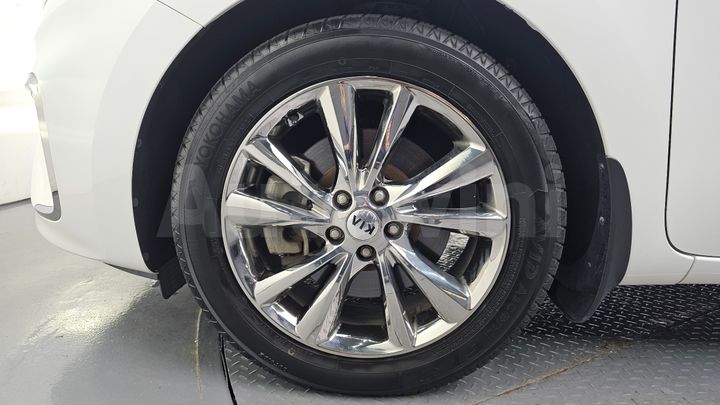 Kia Carnival 2019 — 5