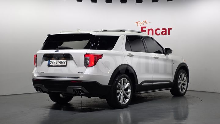 Ford Explorer 2021 — 2