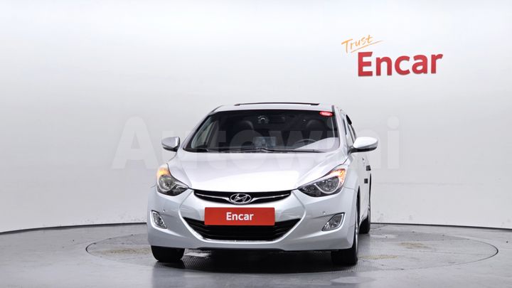 Hyundai Avante 2013 — 3