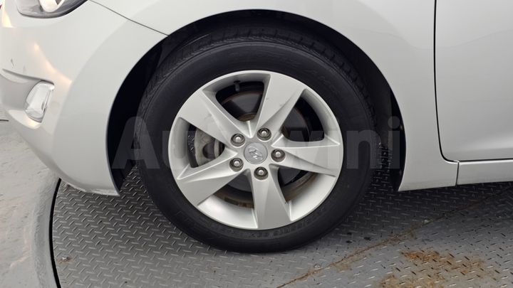 Hyundai Avante 2013 — 5
