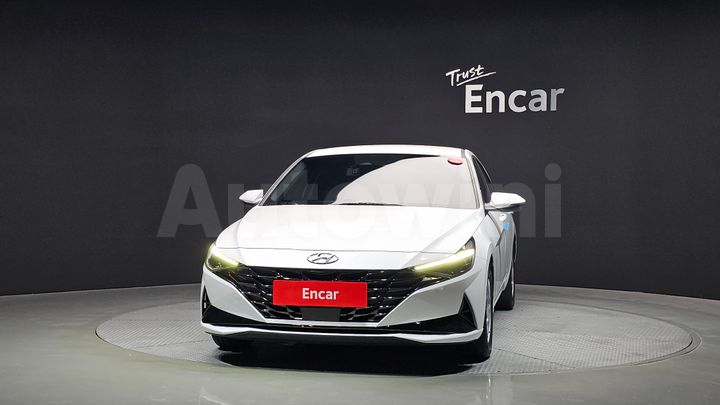 Hyundai Avante 2021 — 3