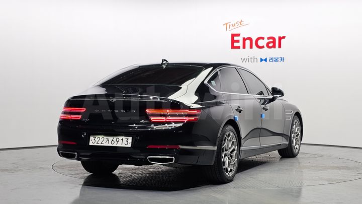Genesis G80 2022 — 2