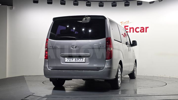 Hyundai Starex 2012 — 4