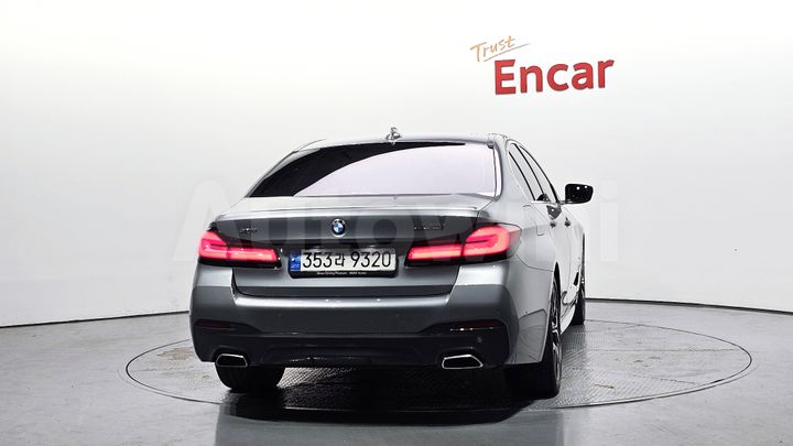 BMW 5 Series 2023 — 4
