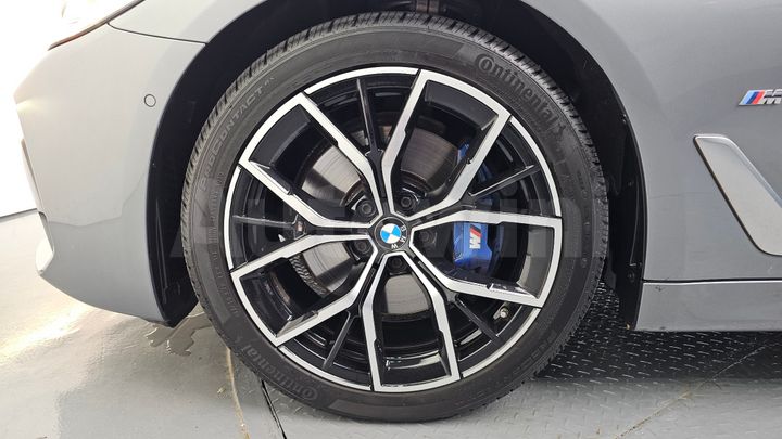 BMW 5 Series 2023 — 5