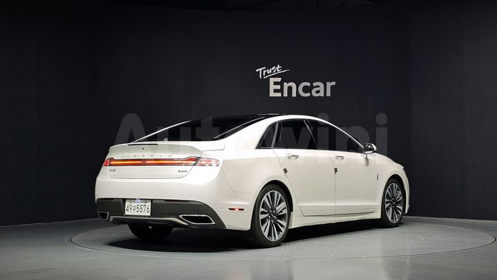 Lincoln MKZ