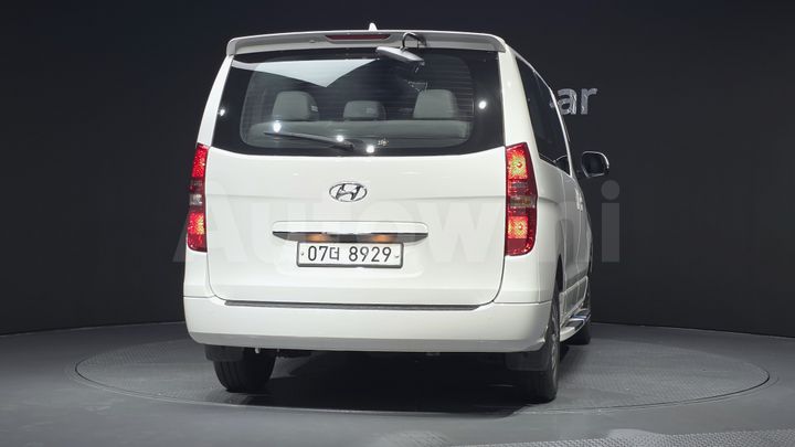 Hyundai Starex 2019 — 4
