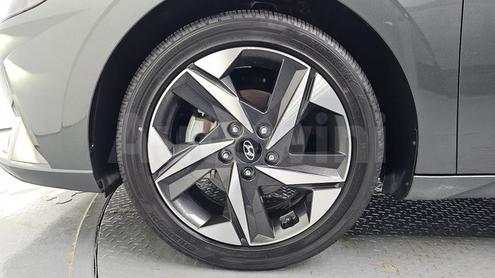 Hyundai Avante 2023 — 5