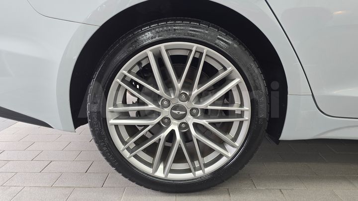 Genesis G70 2019 — 5