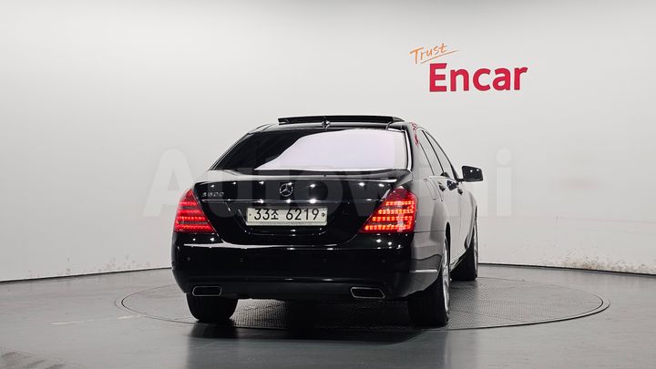 Mercedes-Benz S Class 2010 — 3