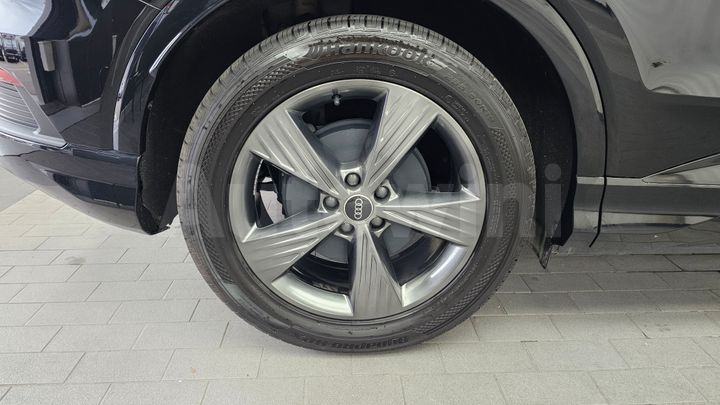 Audi Q4