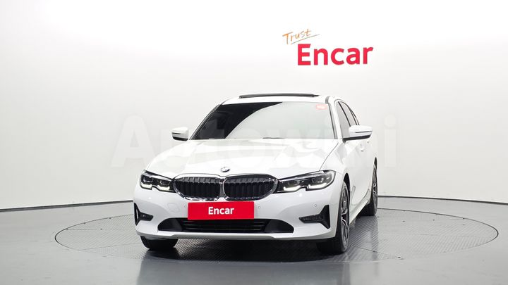 BMW 3 Series 2019 — 3