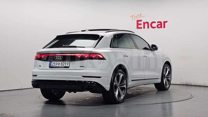 Audi Q8 2025 — 2