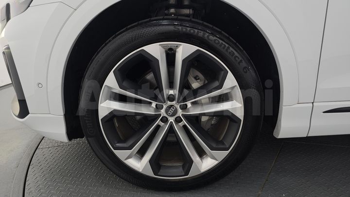 Audi Q8 2025 — 5