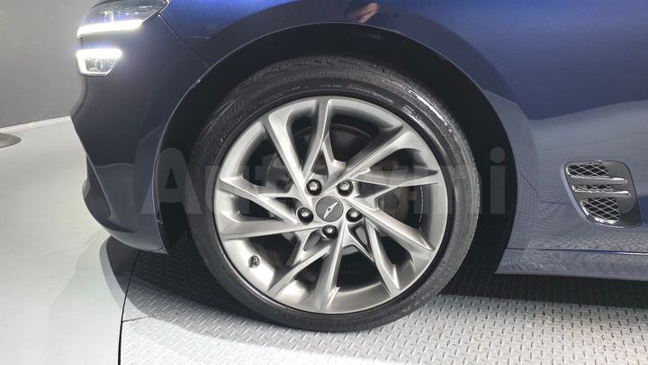 Genesis G70 2021 — 5