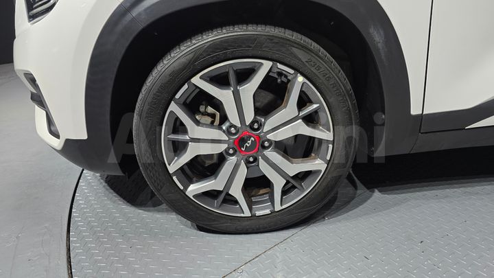 Kia Seltos 2023 — 5