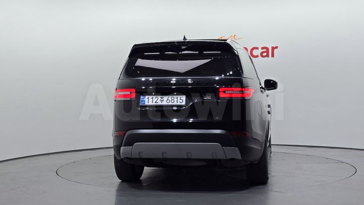 Land Rover Discovery 2020 — 4