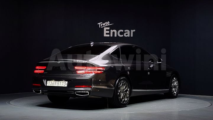 Genesis G80 2022 — 2