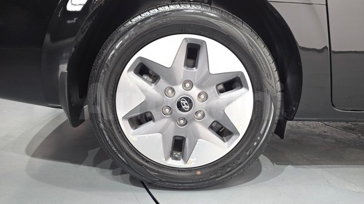 Hyundai Staria 2022 — 5