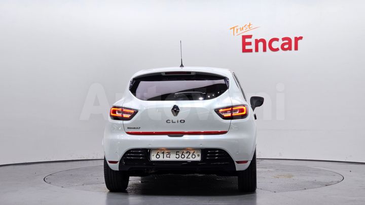 Renault Clio 2019 — 4