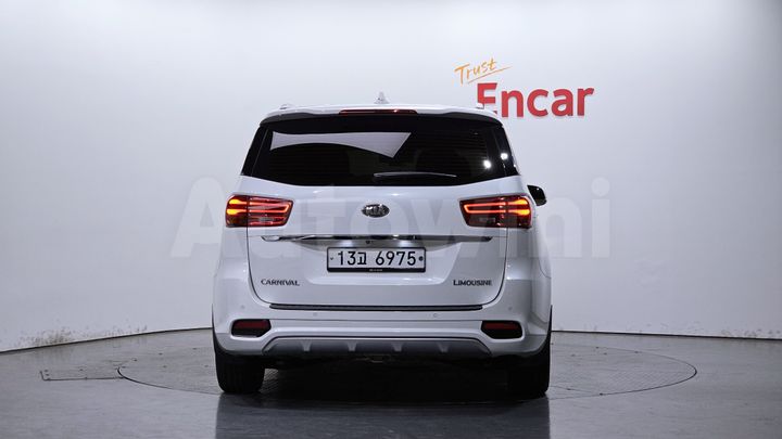 Kia Carnival 2019 — 4