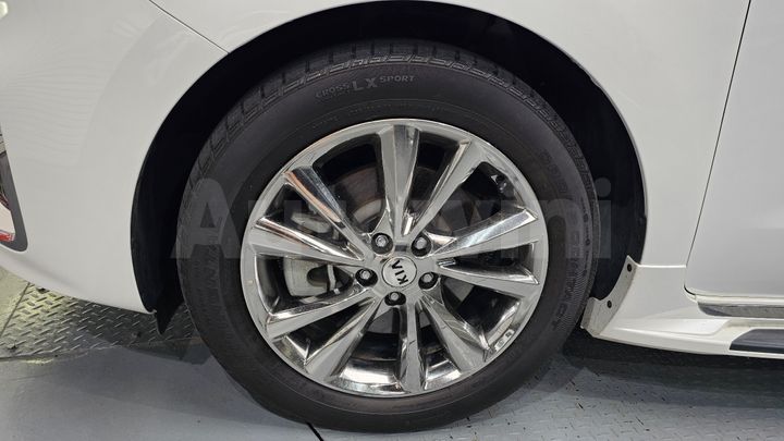 Kia Carnival 2019 — 5