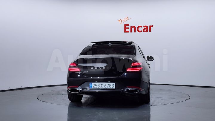 Genesis G70 2021 — 4