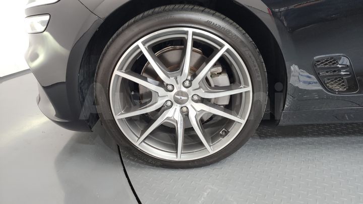Genesis G70 2021 — 5