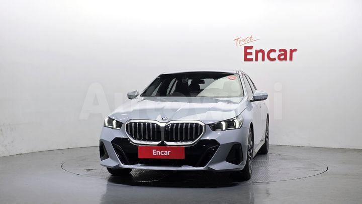 BMW 5 Series 2024 — 3