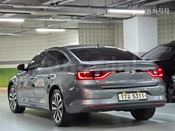 Renault SM6 2017 KNMA4B2LMHP009790 — 3