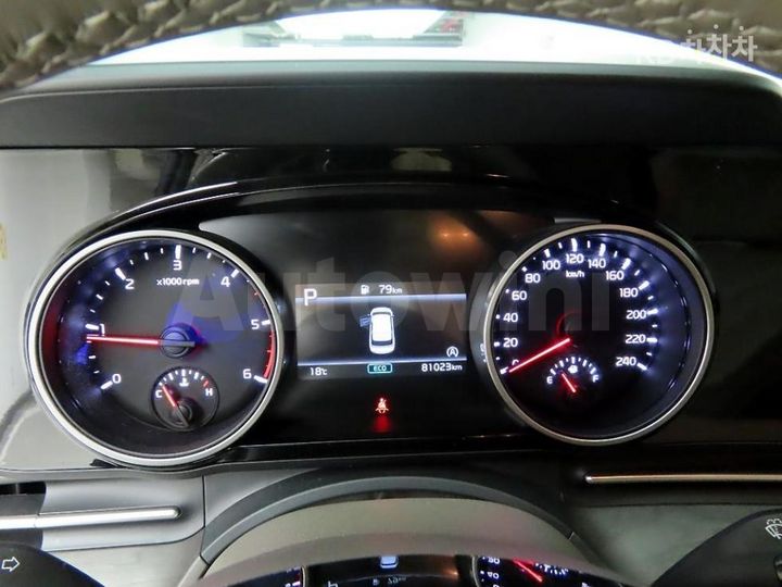 Kia Carnival 2023 KNANC81BBPS292071 — 5