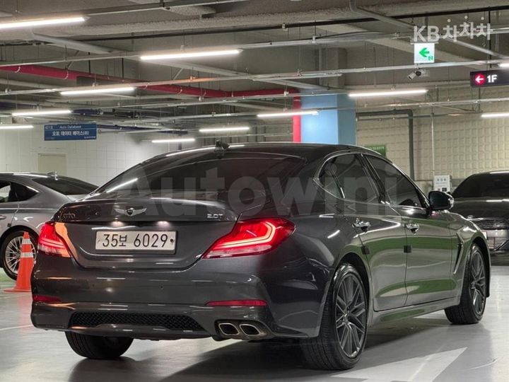 Genesis G70 2018 — 3