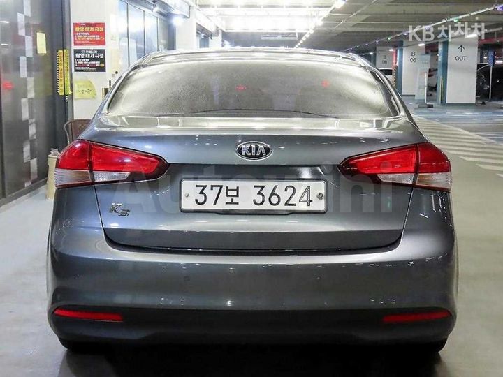 Kia K3 2017 KNAFK412BHA698131 — 5