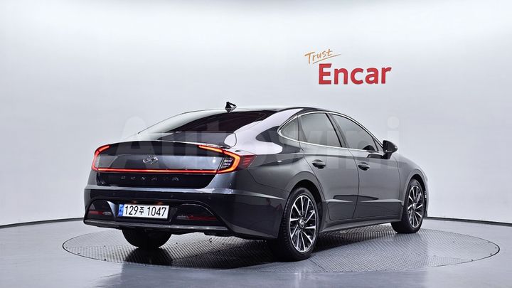 Hyundai Sonata 2023 — 2