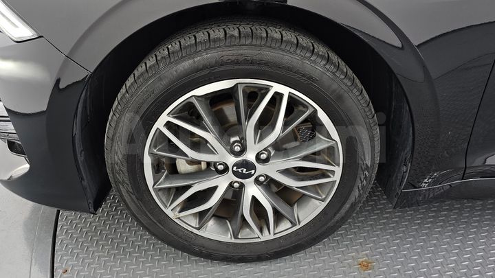 Kia K5 2022 — 5