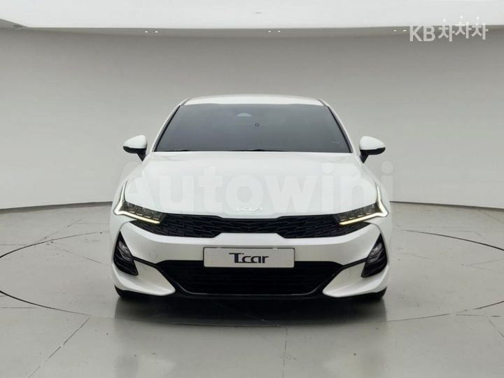 Kia K5 2022 KNAG541BBNA183490 — 2