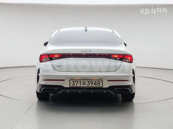 Kia K5 2022 KNAG541BBNA183490 — 4