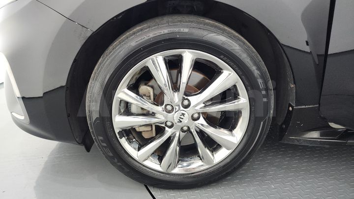 Kia Carnival 2019 — 5