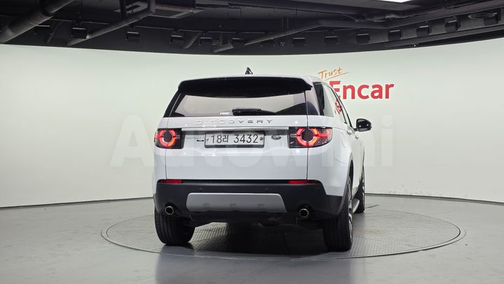 Land Rover Discovery Sport 2019 — 4