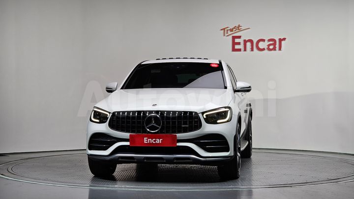Mercedes Benz GLC Class 2021 — 3